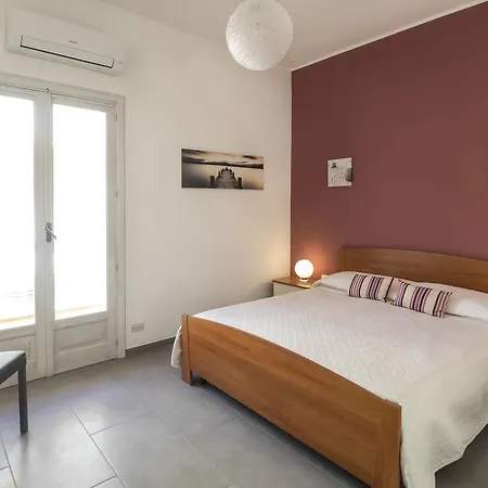 Siciliacasevacanze - Iride